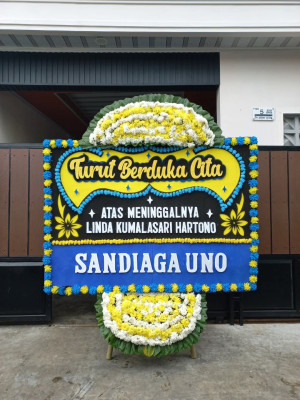 Papan Bunga Duka di Huta Padang